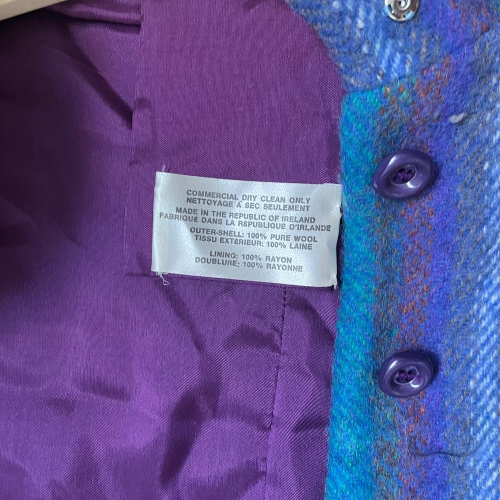 Vintage Hourihan Irish Pure Wool Striped Cape Blue Purple Button Made in Ireland - Picture 9 of 13
